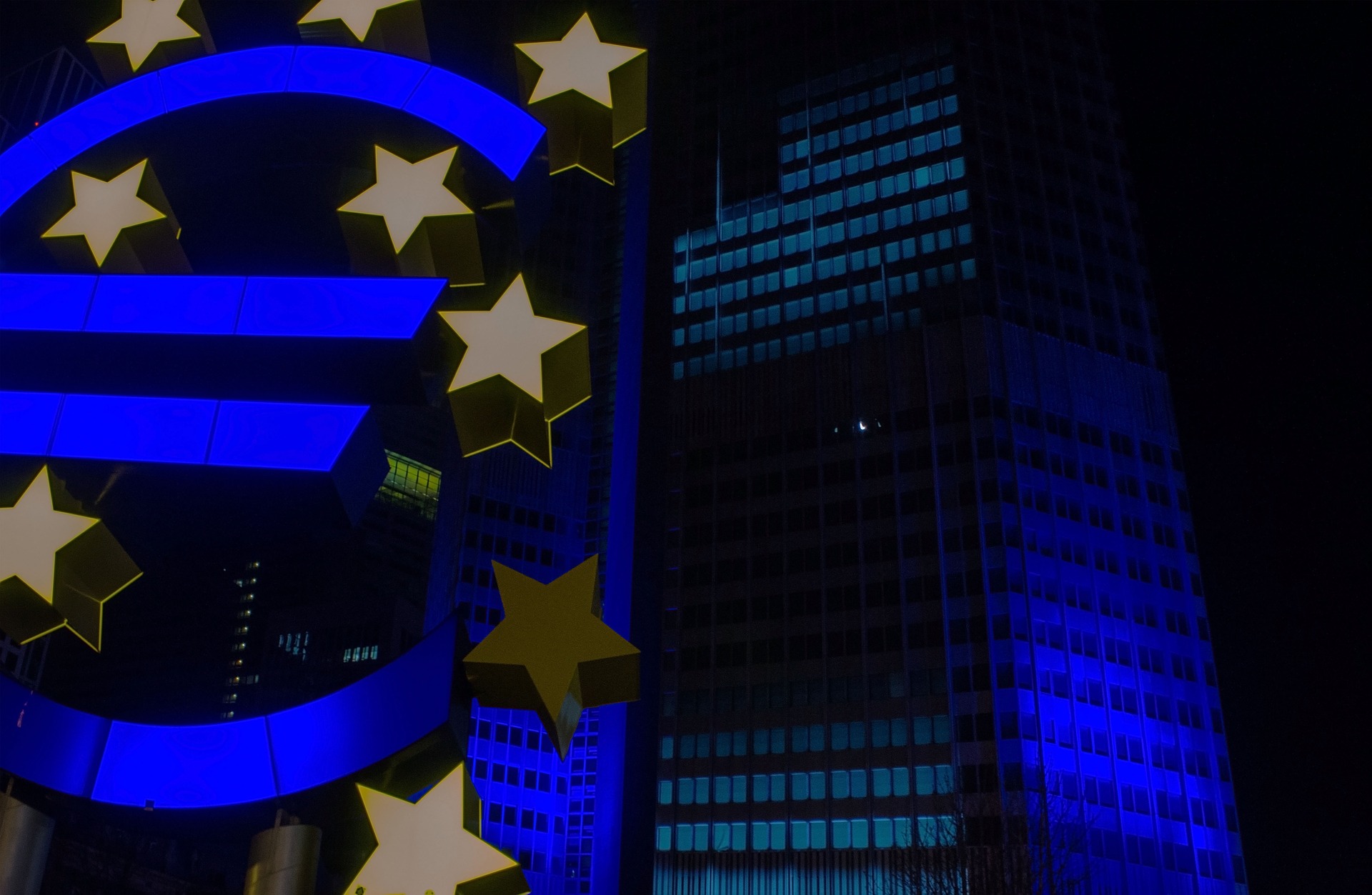 az árstabil valuták bitcoin ethereum európai központi bank kriptovaluta kriptopénz váltó hírek fórum bitcoin ethereum mycryptoption