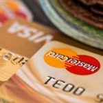 Az USA-ban már fel lehet már iratkozni a Coinbase bankkártyájára