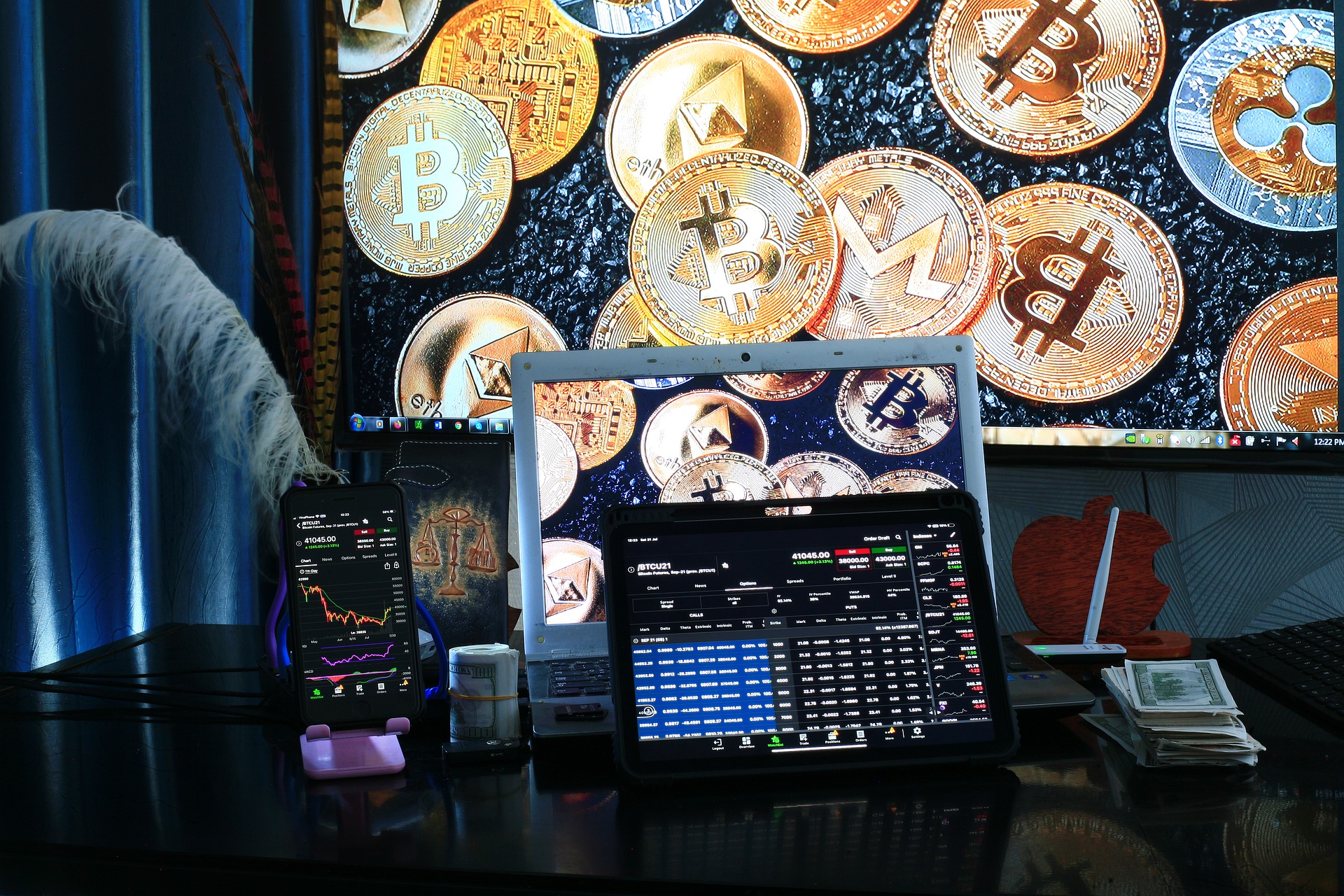 Prețul bitcoin a scăzut cu 10 000 de dolari în decembrie | Va mai atinge noi vârfuri anul acesta?