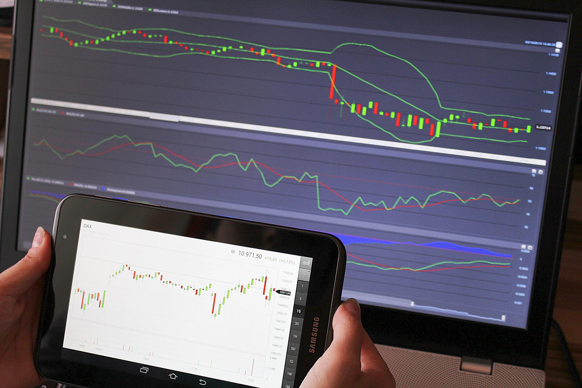Bitcoin és altcoin kereskedés medvepiac idején | Melyik a legjobb stratégi medvepiac idején Tranzacționare Bitcoin și altcoin pe timpul bear market | Care este cea mai bună strategie când sosește bear market?