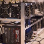 bányászgép összeállítás lépésről lépésre bitcoin kriptovaluta bányászgép rig